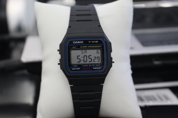 Dong ho casio outlet f91w