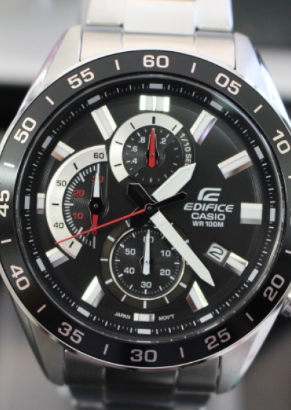 Đồng hồ nam Casio Edifice EFV-550D-1AVUDF