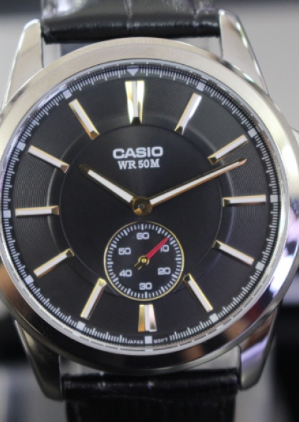 Đồng hồ Casio nam MTP-E101L-1AVDF
