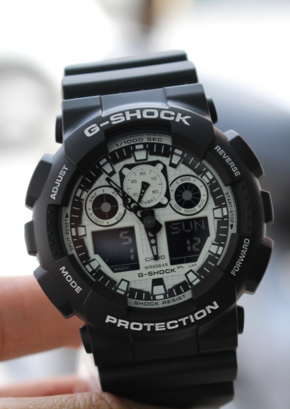Đồng hồ Casio G.shock GA-100BW-1ADR