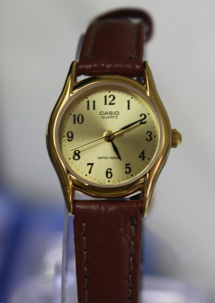 Đồng hồ Casio LTP-1094Q-9BRDF