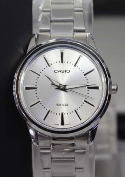 Đồng hồ Casio nữ LTP-1303D-7AVDF