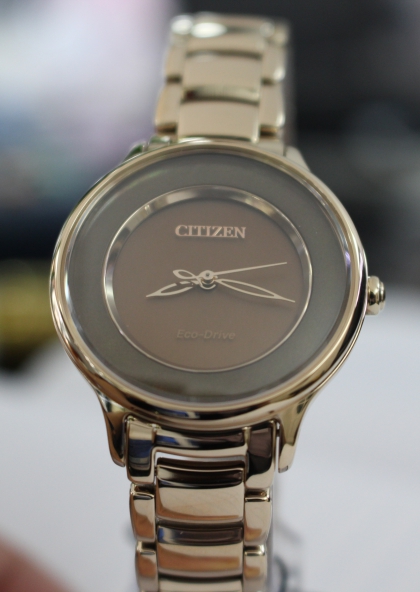 Đồng hồ Citizen nữ Eco-Drive EM0382-51W