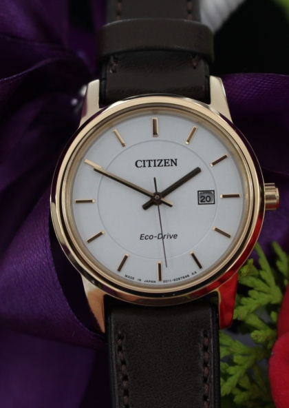 Đồng hồ Citizen nữ Eco-Drive EW1563-08A
