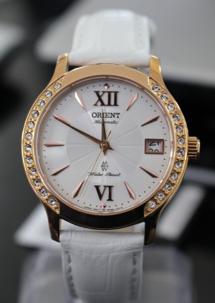 Đồng hồ cơ Orient nữ FER2E002W0