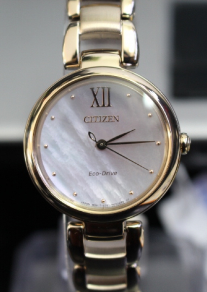 Đồng hồ nữ Citizen Eco-Drive EM0533-82Y