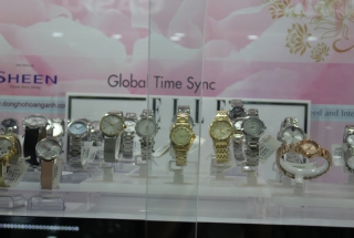 Tổng hợp 5 mẫu đồng hồ nữ dây kim loại đẹp và bán chạy nhất năm 2016