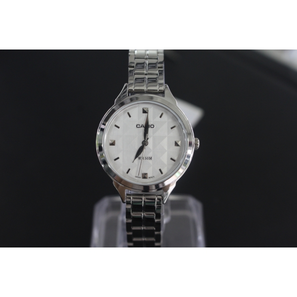 Đồng hồ Casio nữ LTP-1392D-7AVDF