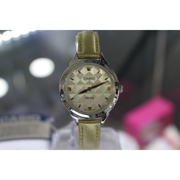 Đồng hồ Casio nữ LTP-1392L-9AVDF