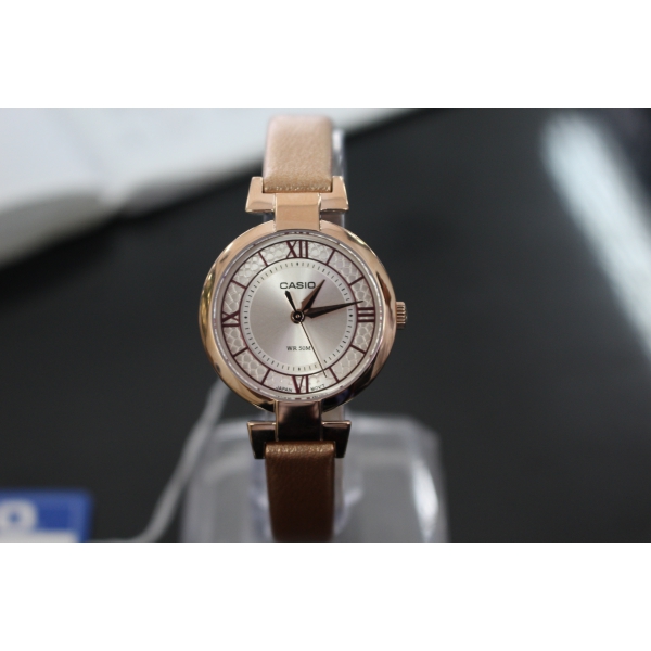 Đồng hồ Casio nữ LTP-E403PL-9A1VDF