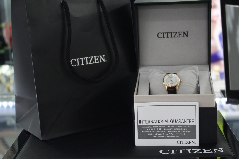 Đồng hồ Citizen nữ EM0403-02A