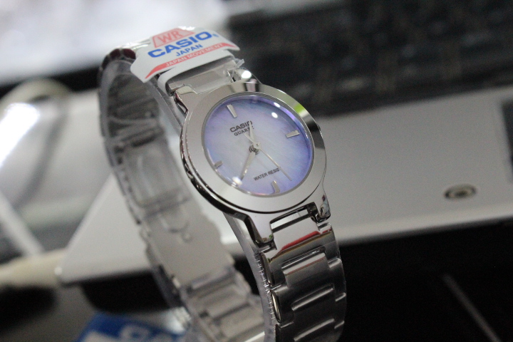 Chi tiết đồng hồ Casio nữ LTP-1191A-2CDF