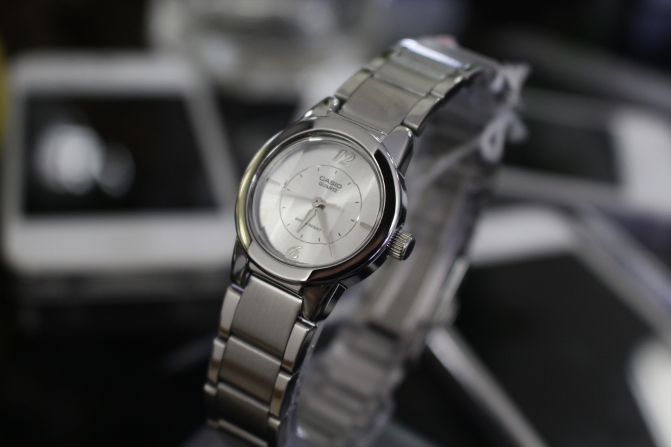 Chi tiết đồng hồ Casio nữ LTP-1230D-7CDF