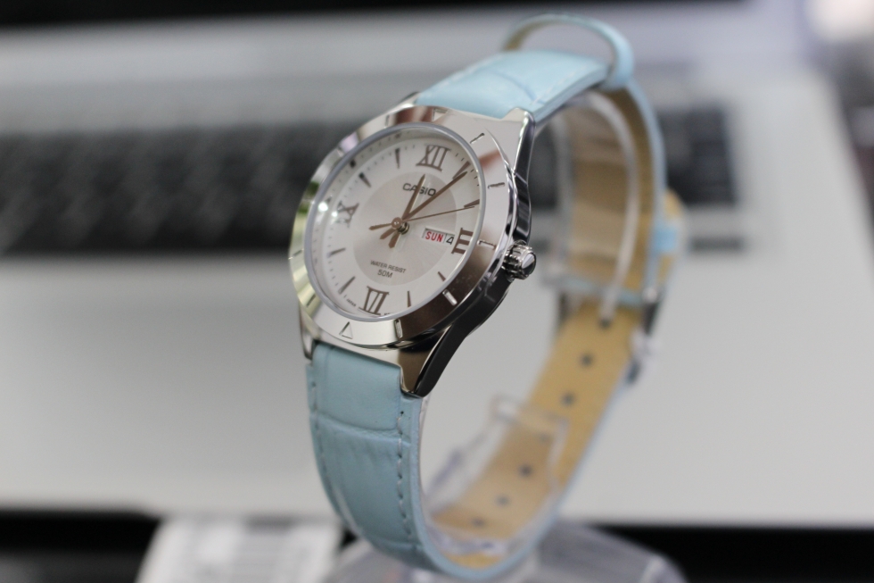 Chi tiết đồng hồ Casio nữ LTP-1410L-7A2VDF