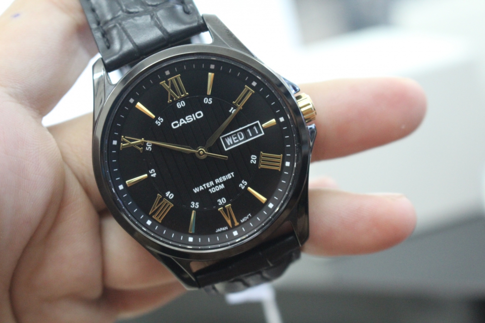 Chi tiết đồng hồ Casio nam MTP-1384BL-1AVDF