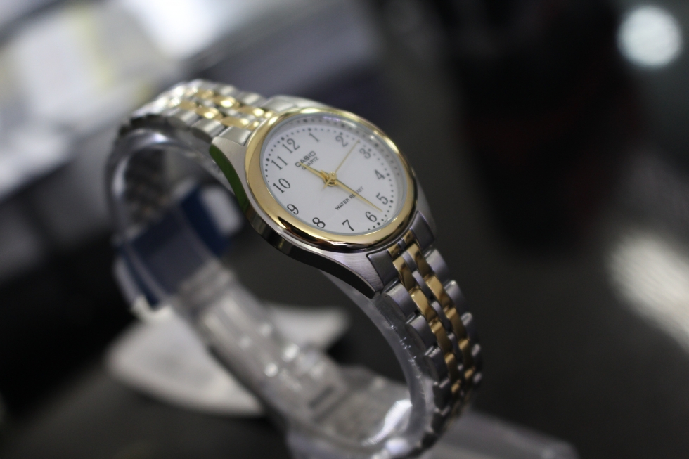 Nét tinh tế của đồng hồ Casio nữ LTP-1129G-7BRDF 