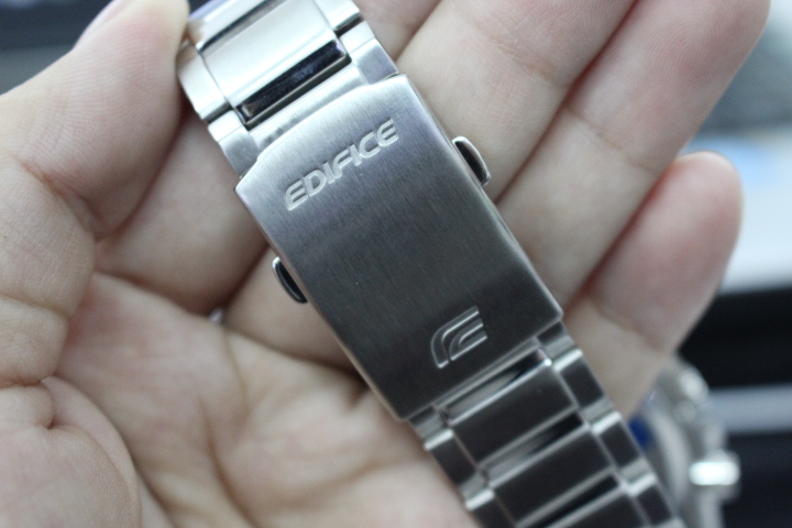 Khóa dây đồng hồ Casio nam Edifice EFR-542D-1AVUDF