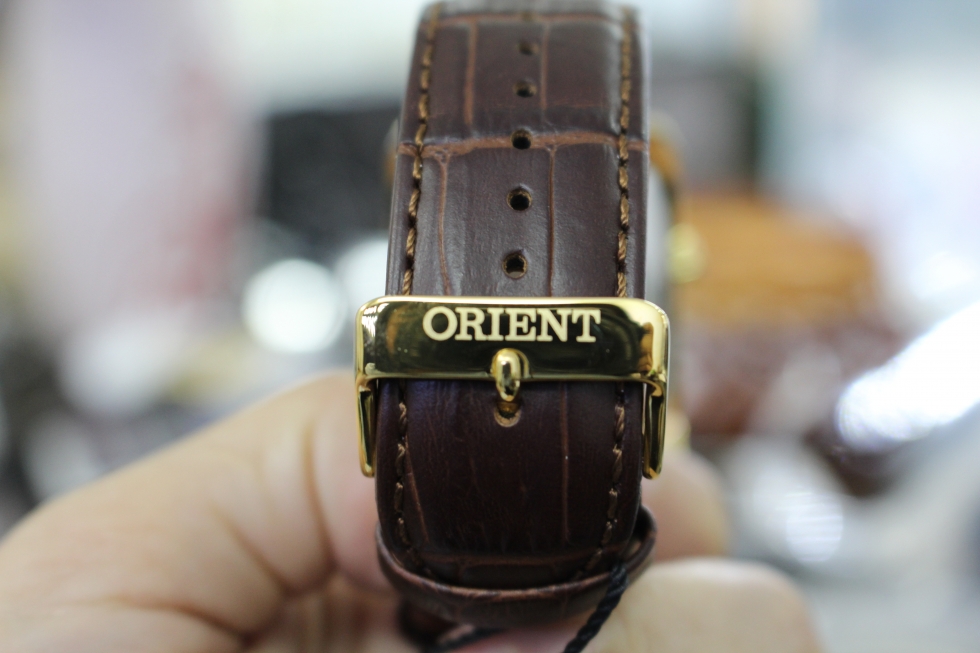Khóa đồng hồ cơ Orient nam FESAE009W0