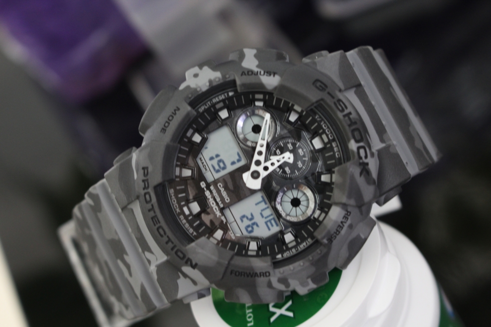 Đồng hồ Casio G-Shock GA-100CM-8ADR 