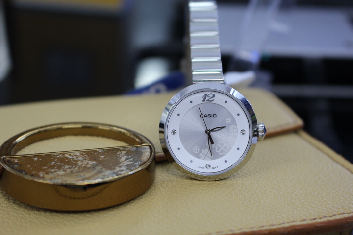 Nét tinh tế của đồng hồ Casio nữ LTP-E154D-7ADF