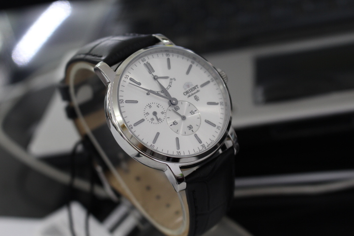 Nét tinh tế của đồng hồ cơ Orient nam FEZ09004W0
