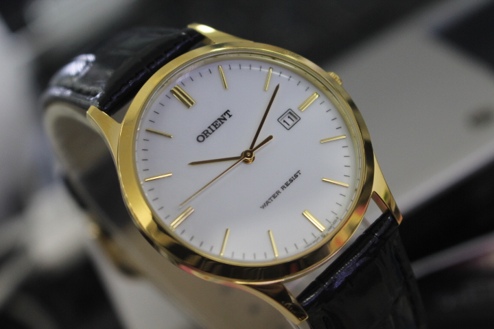 Phong cách đơn giản của đồng hồ Orient nam FUNA1001W0 