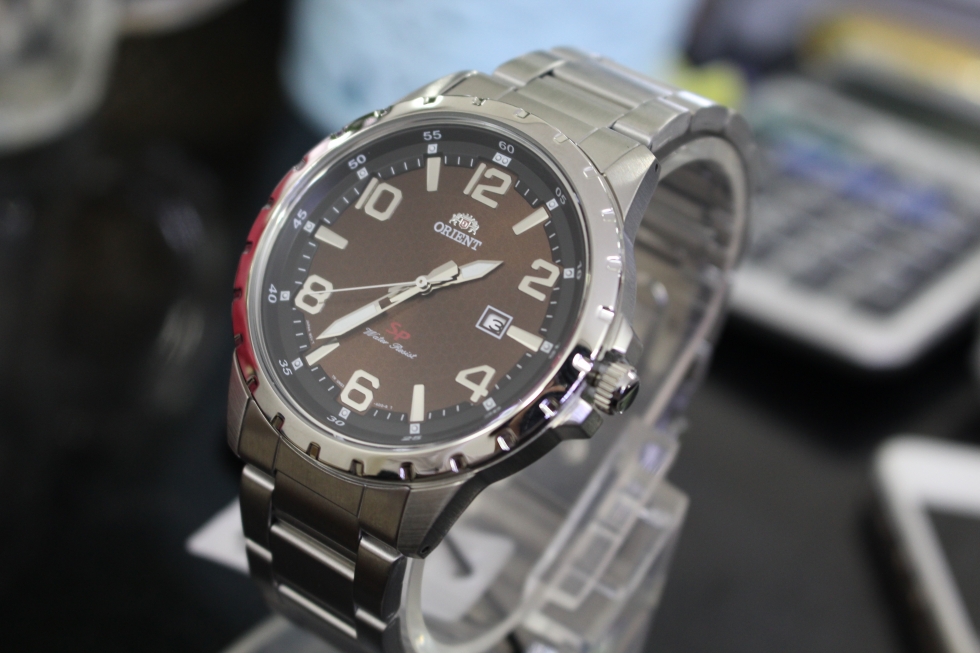 Đồng hồ Orient nam FUNG3001T0 đơn giản trong từng chi tiết