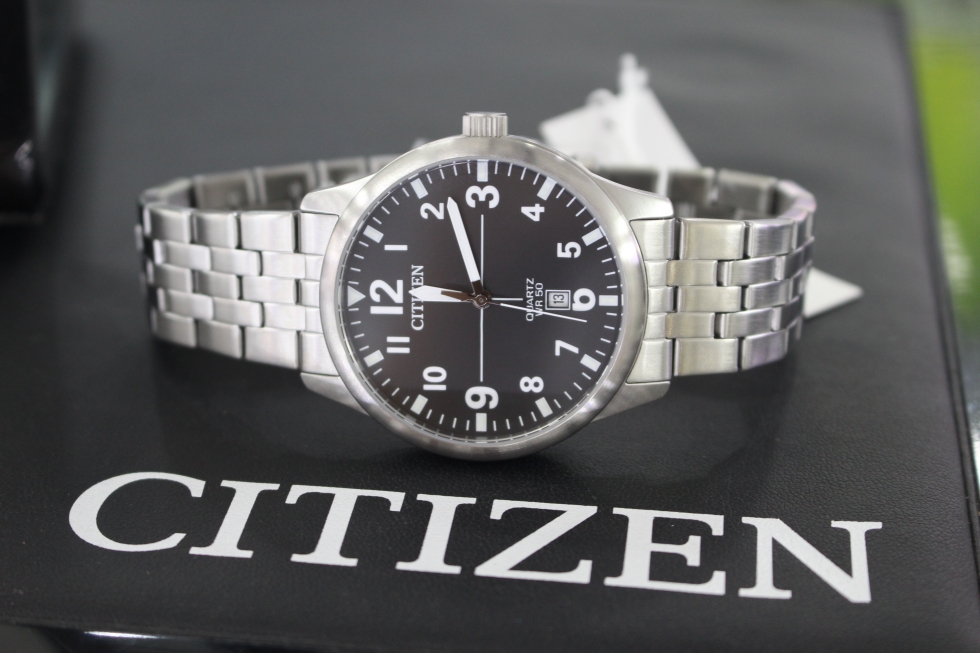 Vẻ cuốn hút của đồng hồ Citizen nam BI1050-81F