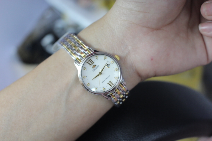 Vẻ đẹp truyền thống của đồng hồ Orient nữ SSZ45002W0