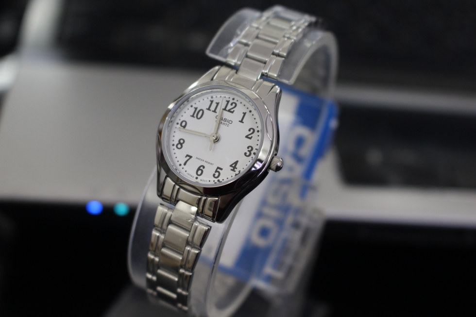 Vẻ giản dị của đồng hồ Casio nữ LTP-1275D-7BDF