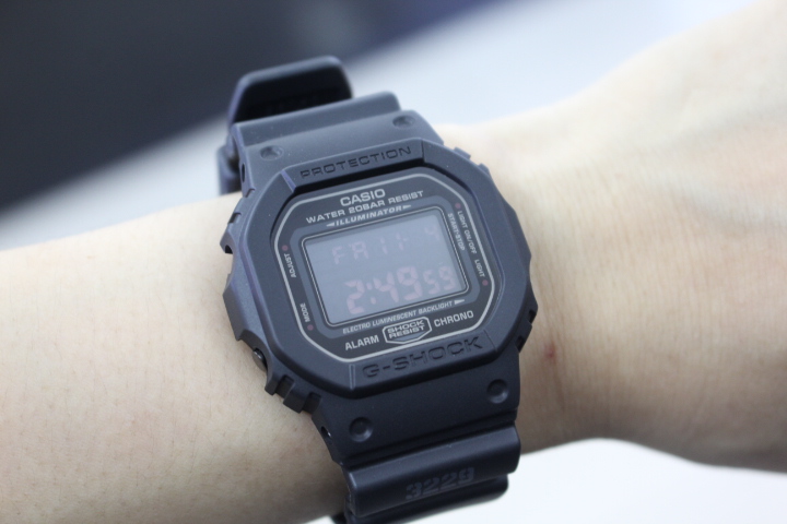 Vẻ khỏe khoắn của đồng hồ Casio nam G-Shock DW-5600MS