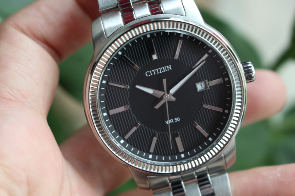 Vẻ mạnh mẽ của đồng hồ Citizen nam BI1080-55E