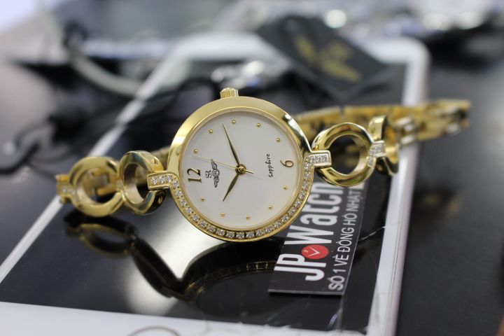 đồng hồ nữ lắc tay jpwatch