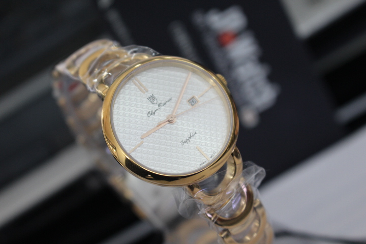Vẻ sang trọng của đồng hồ nữ Olym Pianus OP2490LR