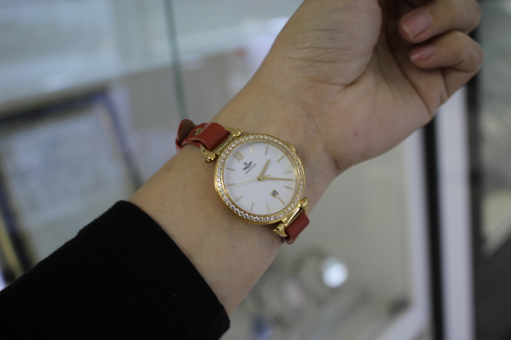 Đồng hồ nữ SRwatch SL5002.4602BL