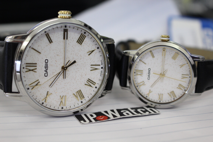 Vẻ truyền thống của cặp đồng hồ đôi Casio MTP-TW100L-7A1VDF+LTP-TW100L-7A1VDF