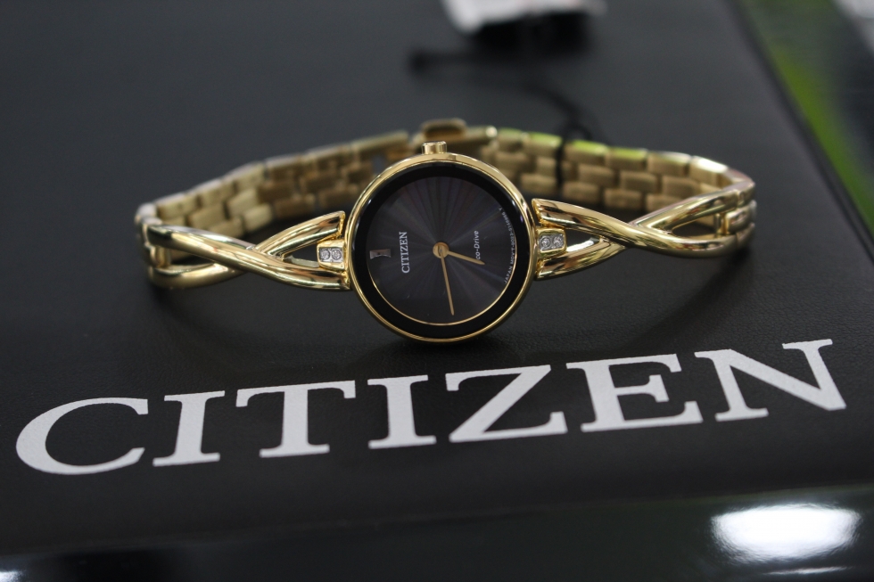 Đồng hồ Citizen Nhật Bản chính hãng