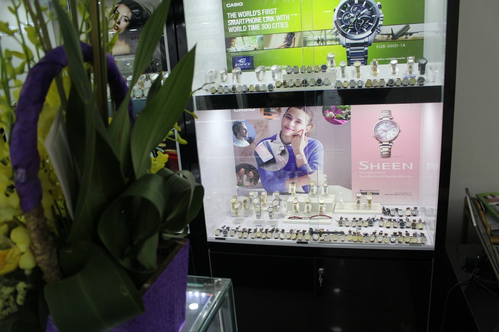 đồng hồ casio nữ tại cửa hàng của JPwatch