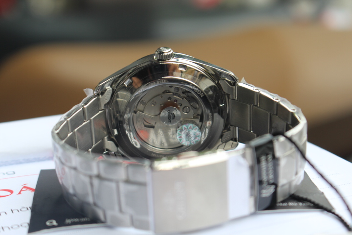 Đồng hồ nam Orient RA-AR003L10B luôn có tem chống hàng giả