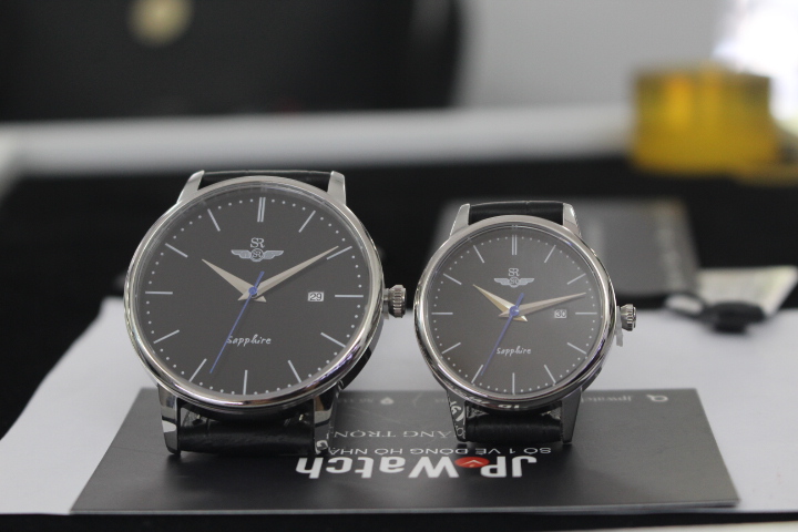 Vẻ đẹp huyền bí của cặp đồng hồ đôi SR Watch SG1055.4101TE và SL1055.4101TE